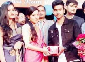 समाचार 4 6 1 |