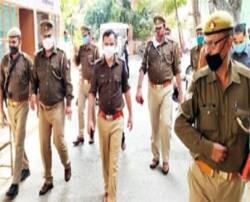 त्यौहारो के मददेनजर कचहरी परिसर, विभिन्न बाजारो मे में सघन चैकिंग अभियान चलाया