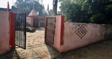 विछलखा ग्राम में मनोज मिश्रा द्वारा गांव के आधा दर्जन धार्मिक स्थलों का सौंदर्यीकरण व मरम्मत कार्य