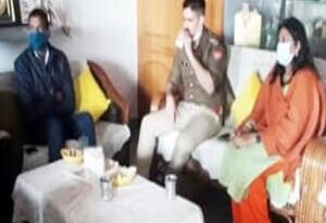 मुज़फ़्फ़रनगर डीएम व एसएसपी ने की नरेश टिकैत से मुलाकात