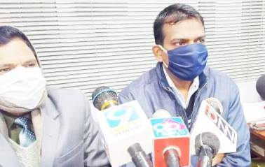 Muzaffarnagar News: मंगलवार को कडी सुरक्षा में होगी पीईटी परीक्षा, तैयारी की समीक्षा की गयी Muzaffarnagar News: मंगलवार को कडी सुरक्षा में होगी पीईटी परीक्षा, तैयारी की समीक्षा की गयी