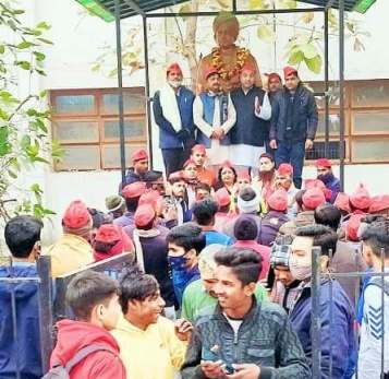 समाचार 5 8 Min Min 1 |