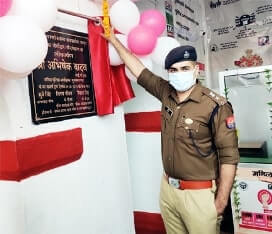 एसएसपी ने थाने के जिर्णोद्धार का लोकार्पण किया, चौकीदारो को कम्बल वितरित किए एसएसपी ने थाने के जिर्णोद्धार का लोकार्पण किया, चौकीदारो को कम्बल वितरित किए