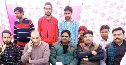 फीता काटकर क्रिकेट टूर्नामेंट का शुभारंभ किया फीता काटकर क्रिकेट टूर्नामेंट का शुभारंभ किया