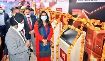 पंजाब नैशनल बैंक के सर्किल आफिस में ‘डिजिटल हब’ की स्थापना, जिलाधिकारी ने किया उद्घाटन पंजाब नैशनल बैंक के सर्किल आफिस में ‘डिजिटल हब’ की स्थापना, जिलाधिकारी ने किया उद्घाटन