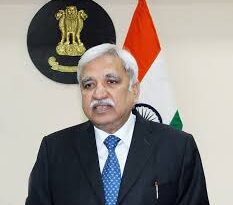 चुनावी ड्यूटी पर तैनात हर कर्मी को कोरोना वैक्सीन लगाई जाएगी, निजी अस्पताल के लिए वैक्सीन की कीमत तय