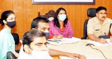 निर्वाचन आयोग ने चुनावी तैयारियों को लेकर वीडियो कान्फ्रेंसिंग कर दी हिदायतें