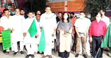 बुजुर्गों को कोरोना का टीका लगवाने एवं घर तक छुड़वाने के लिए वेक्सिनेशन एक्सप्रेस बस का शुभारंभ