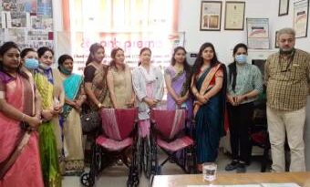 पीएनबी प्रेरणा ने अंतर्राष्ट्रीय महिला दिवस के अवसर पर जरूरतमंदों को सामग्री वितरित की