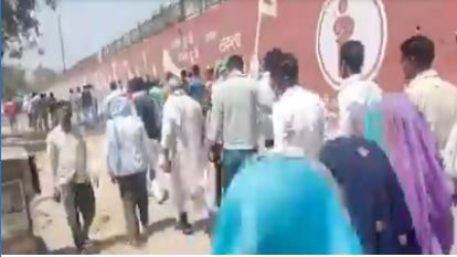 ब्रज लाल पासी  के नामांकन में असलहों का प्रदर्शन,पकड़े गए आरोपी से पूछताछ