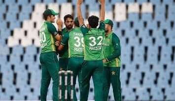  सेंचुरियन:  वनडे में पाकिस्तान ने दक्षिण अफ्रीका को हराया, 2-1 से जीती सीरीज़