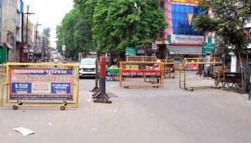 चौथे दिन पुलिस ने दिखाई सख्ती, सडकों पर रहा सन्नाटा