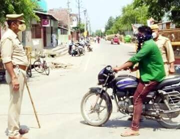 बेवहज घूमने वालों की जनपदीय पुलिस ने क्लास ली…