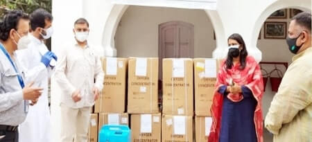 स्वास्थ्य विभाग को 10 आक्सीजन कंसरटेरटर मिले, आर्ट ऑफ लिविंग से जुडे लोगों का सेवाभाव स्वास्थ्य विभाग को 10 आक्सीजन कंसरटेरटर मिले, आर्ट ऑफ लिविंग से जुडे लोगों का सेवाभाव