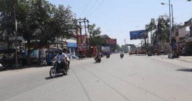 तीन दिन के कोरोना कर्फ्यू में दूसरे दिन लोगों ने घरों में रह कर कर्फ्यू का पालन किया