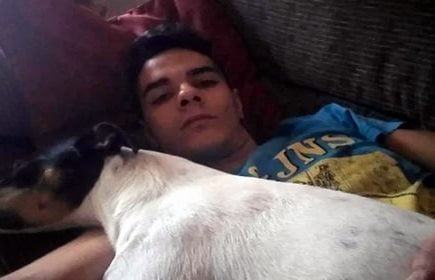 नरभक्षी बेटे ने मां के किए 1000 टुकडे़, कच्‍चा चबा गया मांस, कुत्‍ते को भी खिलाया