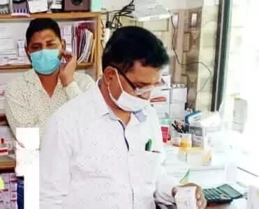 मुजफ्फरनगर केमिस्ट एंड ड्रगिस्ट एसोसिएशन ने ड्रग इंस्पेक्टर की प्रशंसा की 1 4 News 6 |