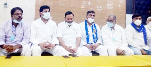 आजाद समाज पार्टी के उम्मीदवार तहसीन बानो को जिला पंचायत अध्यक्ष प्रत्याशी घोषित किया आजाद समाज पार्टी के उम्मीदवार तहसीन बानो को जिला पंचायत अध्यक्ष प्रत्याशी घोषित किया