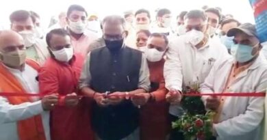 भाजपा के राष्ट्रीय महामंत्री राधे मोहन आज खतौली पहुचे: कोविड वैक्सीनेशन बूथ का शुभारंभ किया