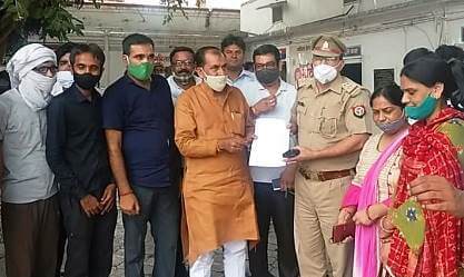 धर्मातरण/जेहाद षडयंत्रकारी शहर काजी जहिर आलम के विरुद्ध तहरीर देकर सख्त कार्यवाही की मांग में  हिन्दू जागरण मंच की टीम ने दी चेतावनी