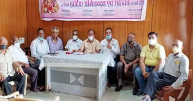 अग्रबन्धु सेवा कार्यक्रम: निर्बलवर्गीय अग्रवाल परिवारो को खाद्य सामग्री किटस प्रदान 8 10 1 News |