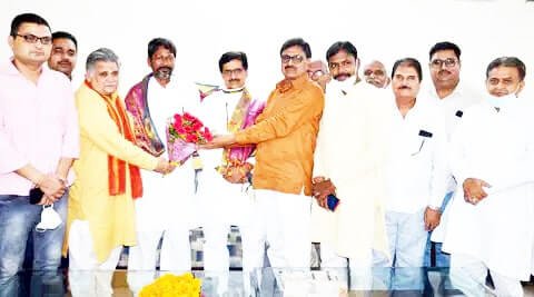 उत्तराखंड ब्राह्मण महासभा द्वारा जिला पंचायत अध्यक्ष का सम्मान किया उत्तराखंड ब्राह्मण महासभा द्वारा जिला पंचायत अध्यक्ष का सम्मान किया