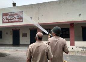 सैनिटाइजेशन का कार्य किया