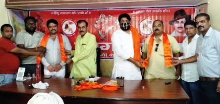 हिन्दू समाज की लिए कार्य करे किसी के बहकावे में ना आये: नरेंद्र सिंह पंवार हिन्दू समाज की लिए कार्य करे किसी के बहकावे में ना आये: नरेंद्र सिंह पंवार