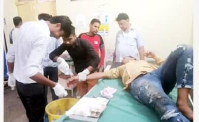 Kawal: सडक हादसे में बाईक सवार महिला की मौत, दो घायल Kawal: सडक हादसे में बाईक सवार महिला की मौत, दो घायल