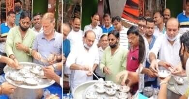 बिन्दल बाजार मे खीर का प्रसाद वितरित किया