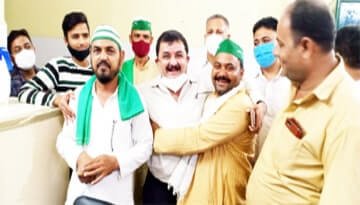 Muzaffarnagar News: तीमारदार ने डॉक्टर पर मारपीट का आरोप लगाया Muzaffarnagar News: तीमारदार ने डॉक्टर पर मारपीट का आरोप लगाया