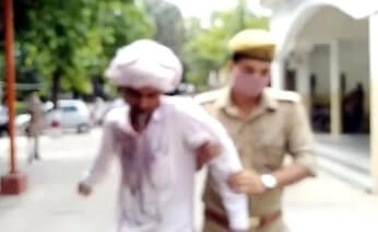 मुजफ्फरनगर में किसान ने डीएम कार्यालय पहुंचकर खाया जहरीला पदार्थ, मचा हड़कंप