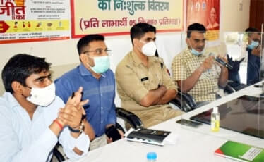 सम्पूर्ण समाधान दिवस: डीएम व एसएसपी ने सुनी समाधान दिवस में समस्याएं सम्पूर्ण समाधान दिवस: डीएम व एसएसपी ने सुनी समाधान दिवस में समस्याएं