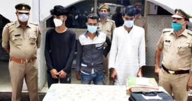 Khatauli News:  पुलिस ने मुठभेड़ में तीन शातिर बदमाशों को किया गिरफ्तार, चोरी का सामान बरामद