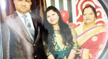 Muzaffarnagar की बेटी आकांक्षा गुप्ता ने सीए की परीक्षा उत्तीर्ण कर किया जिले का नाम रोशन