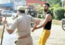 Muzaffarnagar News: हंगामा कर रहे युवक को पुलिस ने गिरफ्तार किया