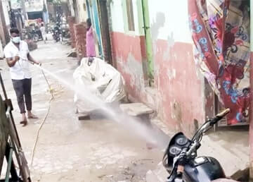 Muzaffarnagar News: जिले में संचारी रोग नियंत्रण अभियान- एंटी लार्वा का छिड़काव कराया