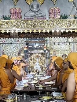 Muzaffarnagar News: धूपदशमी के उपलक्ष में वहलना मंदिर में पूजा अर्चना की Muzaffarnagar News: धूपदशमी के उपलक्ष में वहलना मंदिर में पूजा अर्चना की