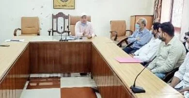 Muzaffarnagar News:अपर जिलाधिकारी वित्त ने ली समीक्षा बैठक 8 8 News 15 |