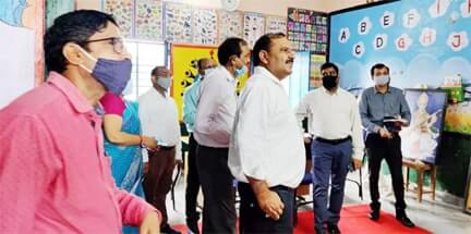 Muzaffarnagar News: नोडल अधिकारी डा0 सरोज कुमार ने स्कूल का निरीक्षण किया