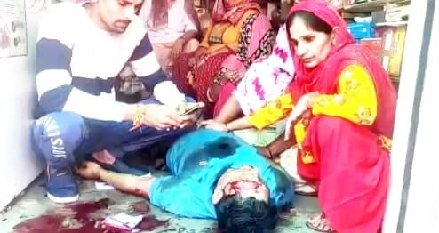 Muzaffarnagar News: गांव फुगाना में पुरानी रंजिश के चलते दुकानदार की हत्या, फैली सनसनी Muzaffarnagar News: गांव फुगाना में पुरानी रंजिश के चलते दुकानदार की हत्या, फैली सनसनी