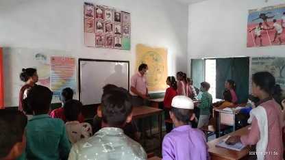 Muzaffarnagar News: ग्राम प्रधान द्वारा स्कूल का राशन रोकने का मामला आया सामने