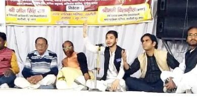 Khatauli News: पिकेट इंटर कालेज के मैदान में मुशायरा व कवि सम्मेलन आयोजित