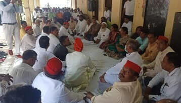 Muzaffarnagar News: सपाईयों ने गांधी जयंती मनाई,एकता भाईचारे को मजबूत करने का संकल्प दिलाया।