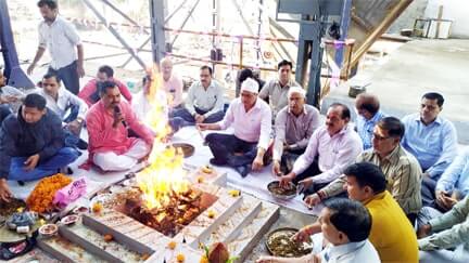 Muzaffarnagar News: हवन पूजन के साथ इण्डियन पोटाश लिमिटेड शुगर मिल का पैराई सत्र शुरू