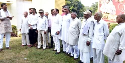 Muzaffarnagar News: देवबन्द मिल के सभी सैन्टर खाईखेडी मिल को देने से नाराज किसान