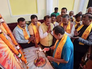 Muzaffarnagar News: अ0 भा0 अग्रवाल सम्मेलन ने किया मेधावी छात्र और छात्राओं का अभिनंदन