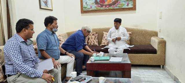 Muzaffarnagar News: शहर में बिजली लाइनें होंगी अडर ग्राउंड, कपिल देव ने दिये निर्देश Muzaffarnagar News: शहर में बिजली लाइनें होंगी अडर ग्राउंड, कपिल देव ने दिये निर्देश