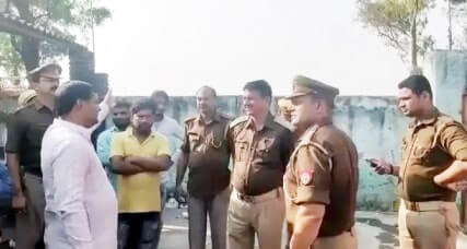 Muzaffarnagar News: पटाखा फैक्ट्री में हुआ विस्फोट, एक की मौत Muzaffarnagar News: पटाखा फैक्ट्री में हुआ विस्फोट, एक की मौत