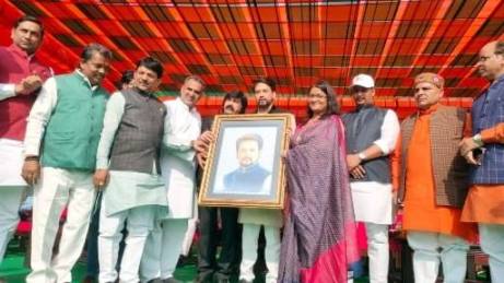 Muzaffarnagar News: सांसद खेल स्पर्धा का पुरस्कार वितरण के साथ समापन, Anurag Takhur का पुष्पवर्षा से स्वागत Muzaffarnagar News: सांसद खेल स्पर्धा का पुरस्कार वितरण के साथ समापन, Anurag Takhur का पुष्पवर्षा से स्वागत